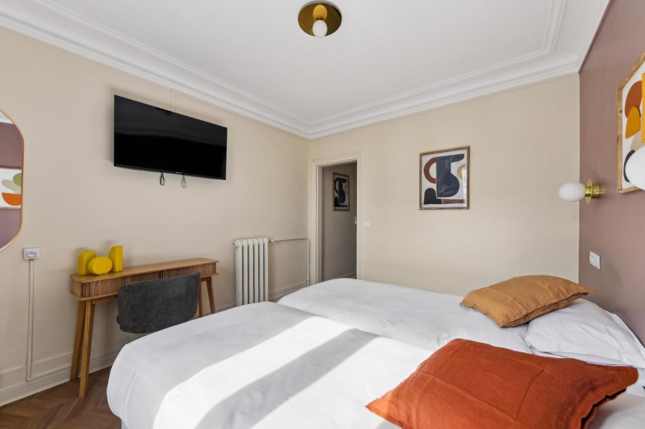 Hotel La Vieille France à Paris Extérieur photo